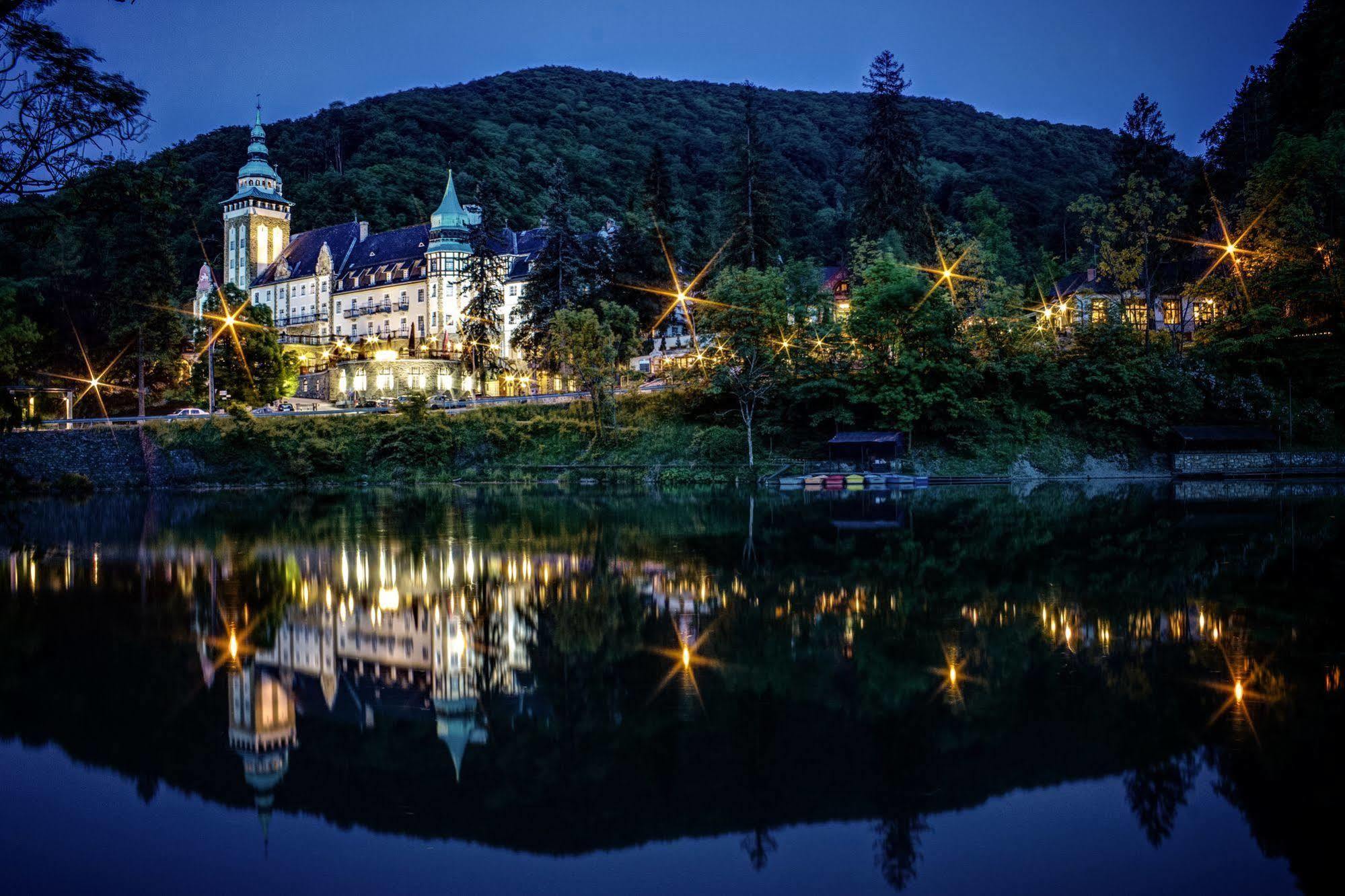 Hotel Palota Lillafüred Екстериор снимка